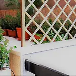 Nocleg ze śniadaniem Phalanthos 3*